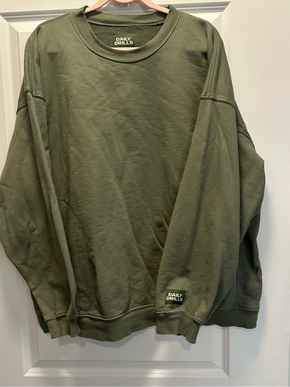 Daily Drills Set! Oversized Crew & Super Shorts in DD Green M/L. EUC - Picture 7 of 10